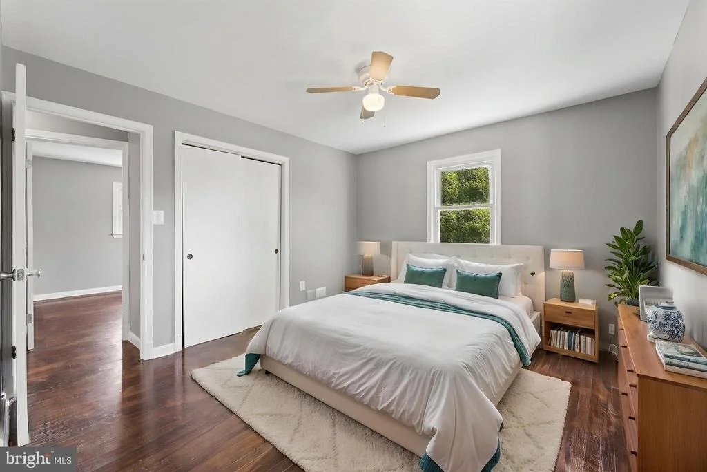 Photo of 8816 SAUNDERS LANE