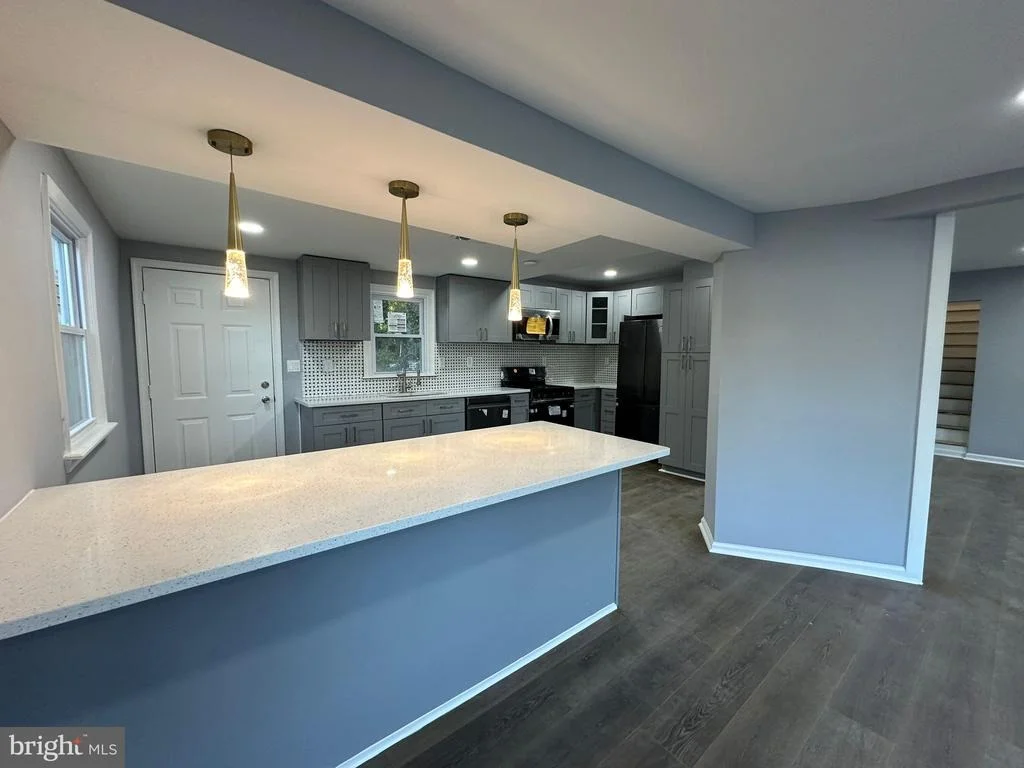 Photo of 4103 MAPLE