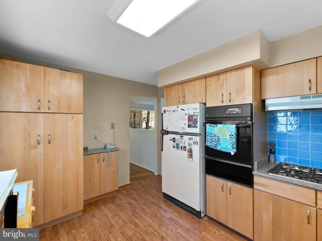 Photo of 5013 ELIOTS OAK ROAD