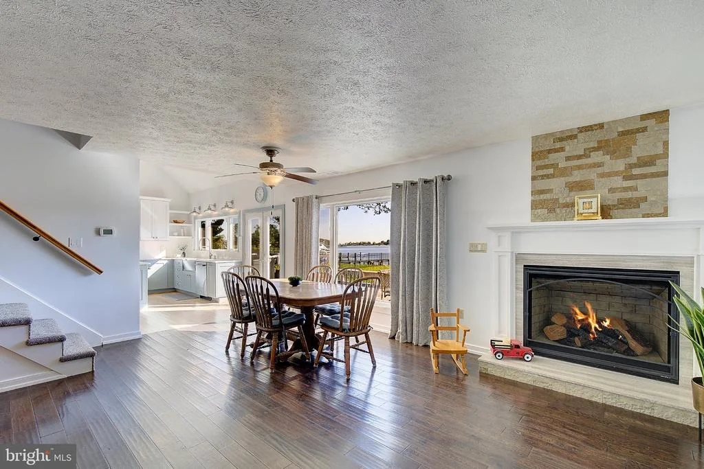 Photo of 8107 VENTNOR ROAD