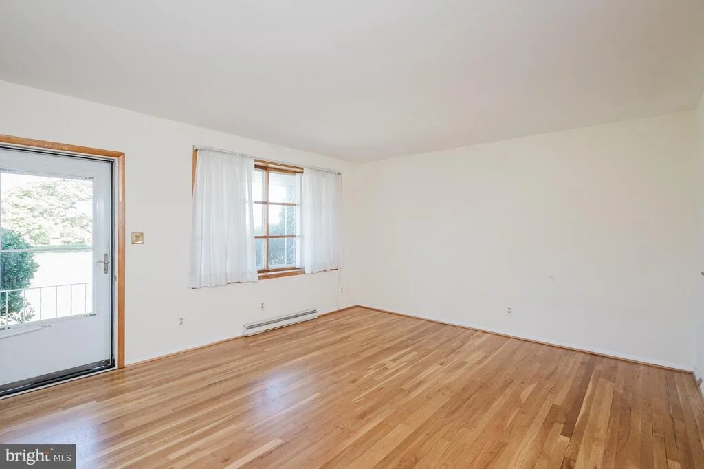 Photo of 7345 MANCHESTER ROAD