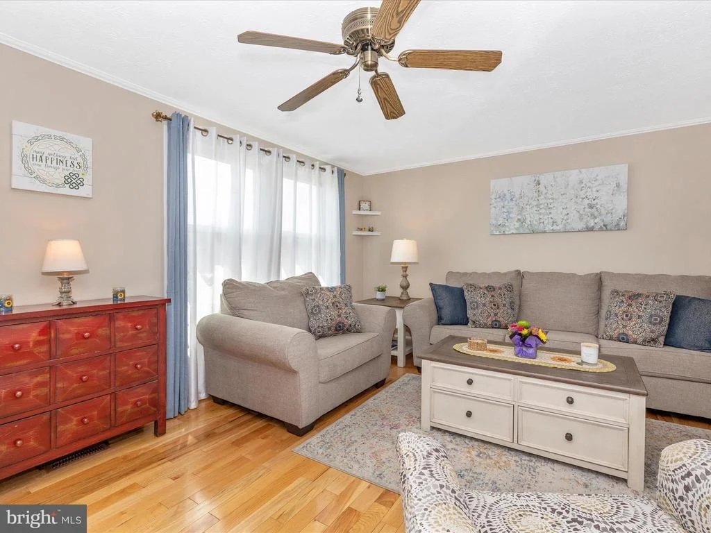 Photo of 1303 BUTTERFLY LANE