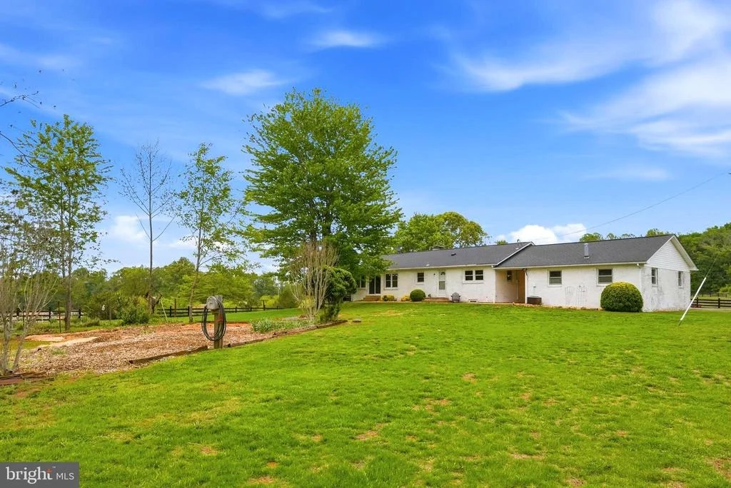 Photo of 481 JAMES CITY ROAD