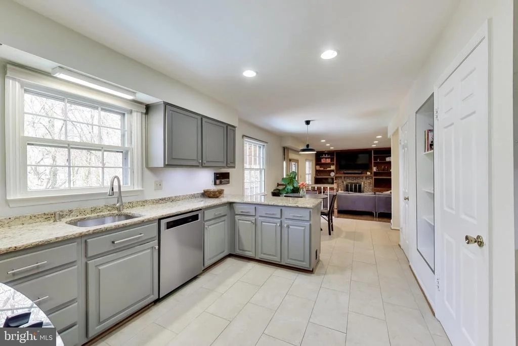 Photo of 10150 RED SPRUCE ROAD