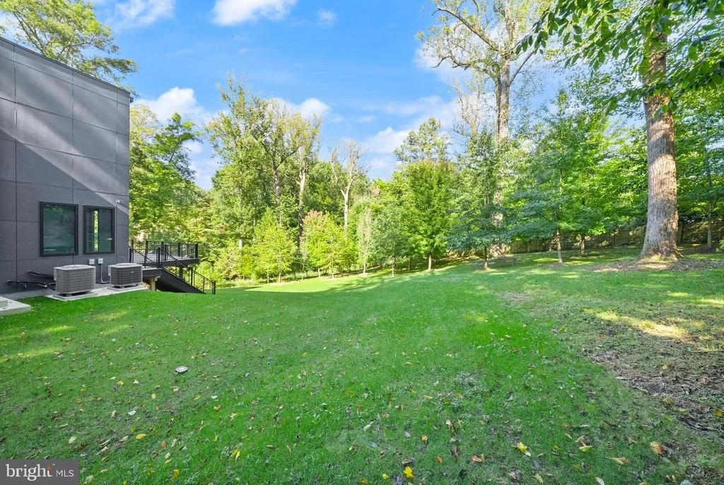 Photo of 3525 GLENBROOK ROAD