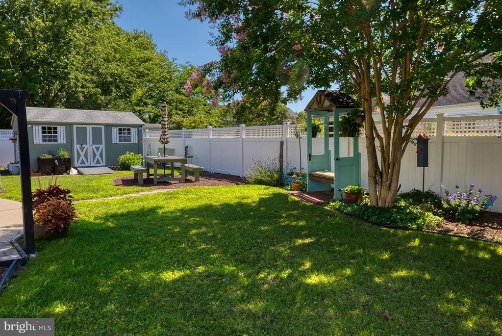 Photo of 16853 LANCASTER ROAD