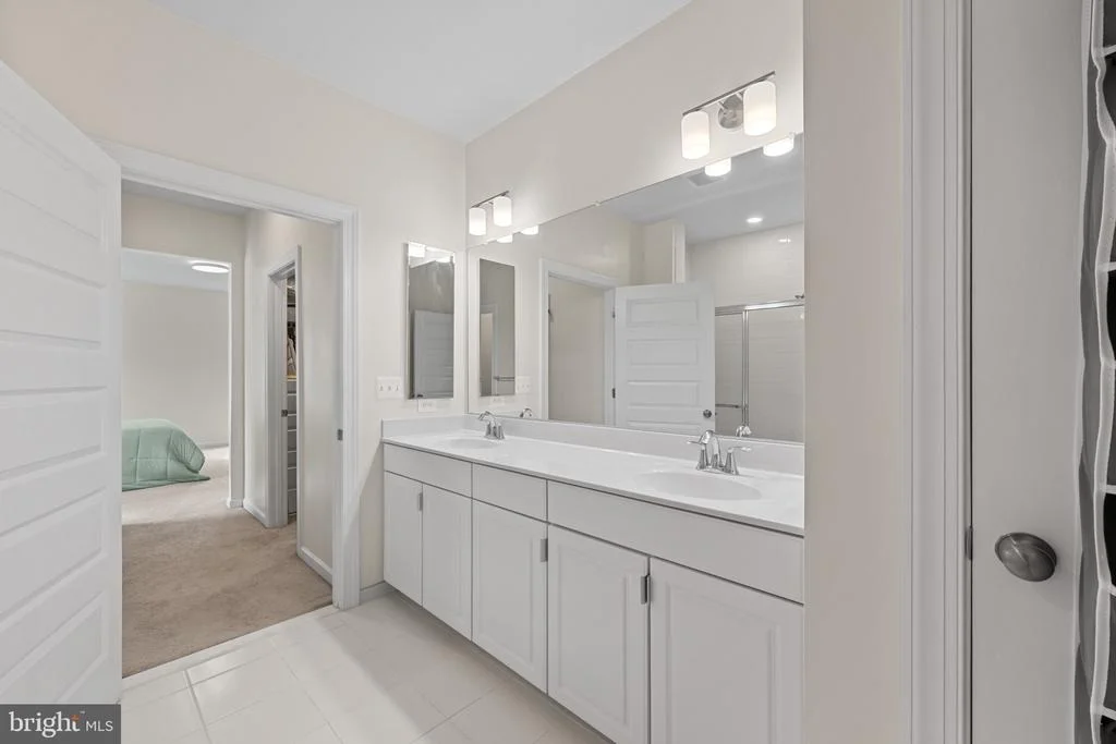 Photo of 6119 SAVANNAH DRIVE