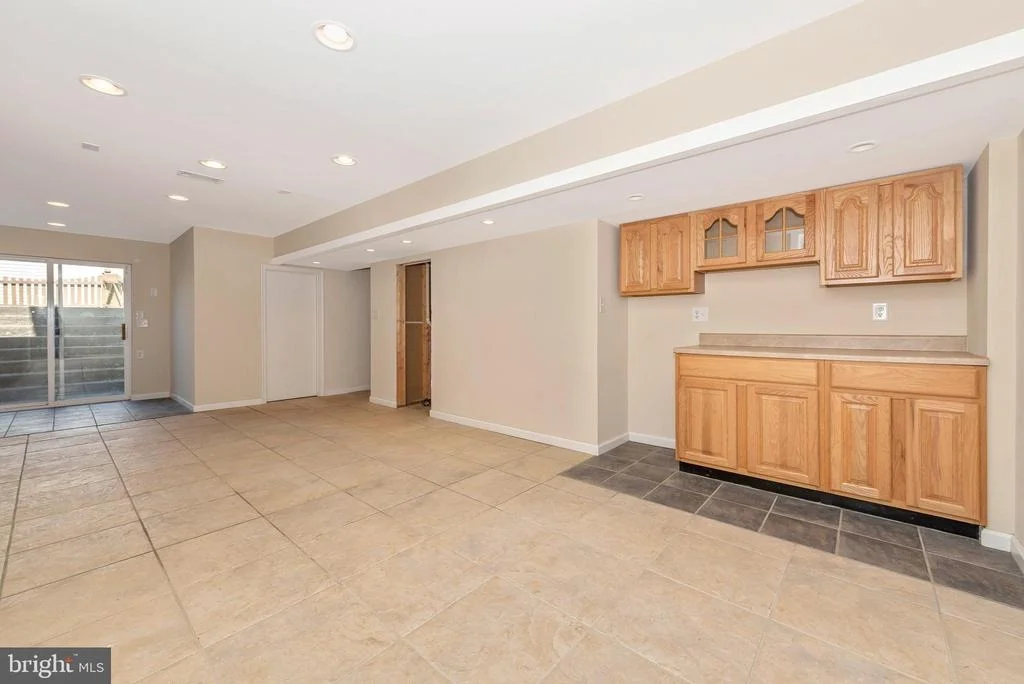 Photo of 638 BUSHYTAIL DRIVE