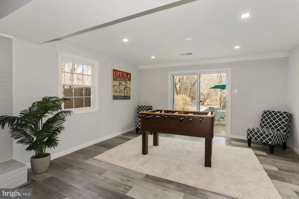 Photo of 6815 GILLINGS ROAD