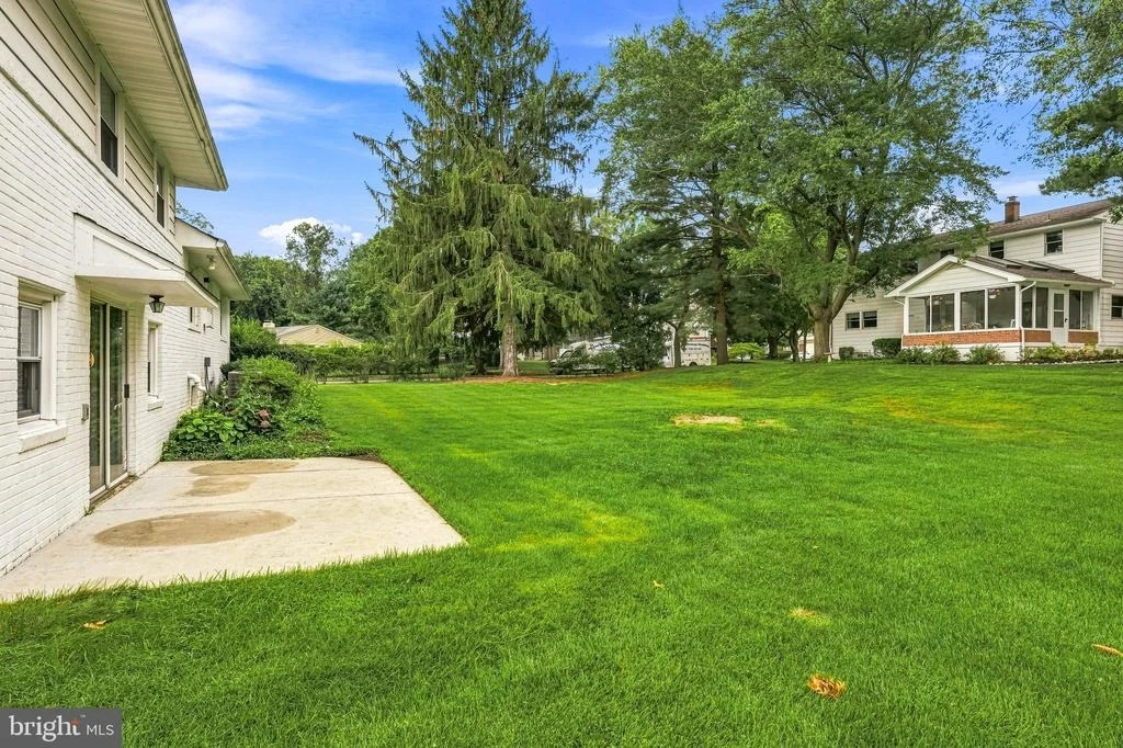 Photo of 2500 SALEM DRIVE