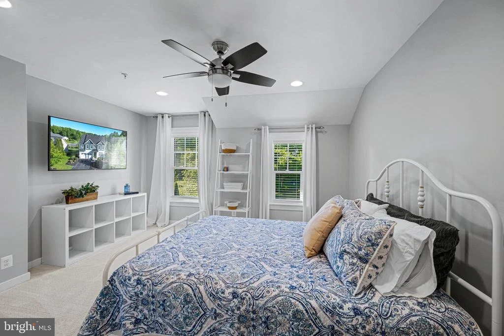 Photo of 2419 MACALLISTER LANE