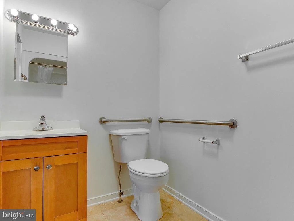 Photo of 770 EASTERN POINT ROAD