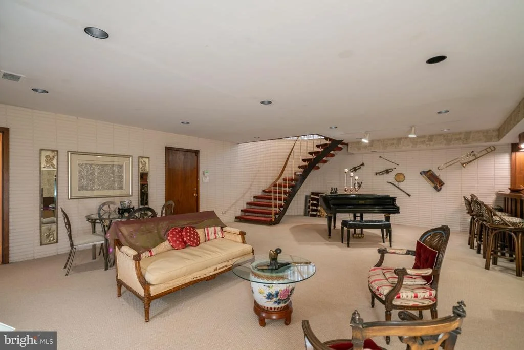 Photo of 3201 PAULINE DRIVE