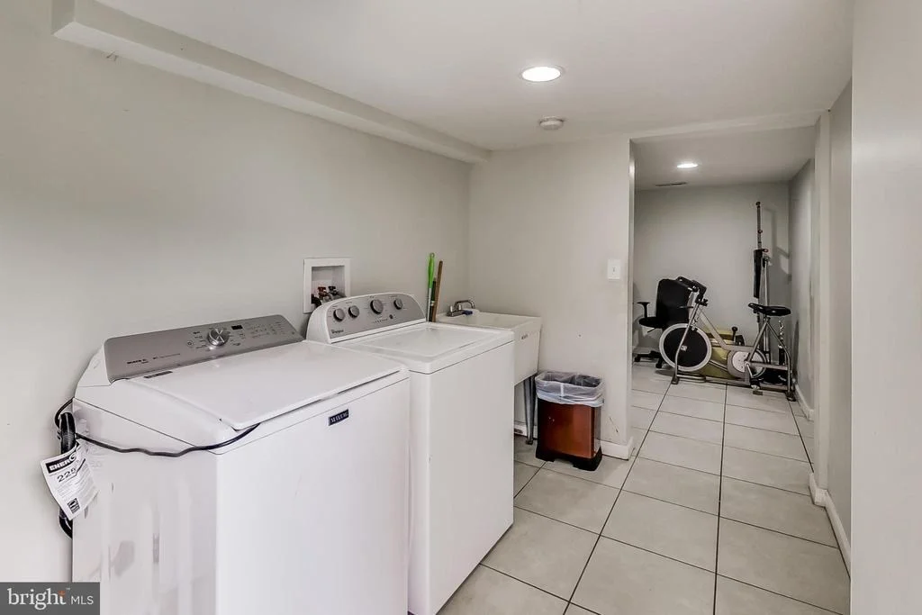 Photo of 13304 DAUPHINE STREET