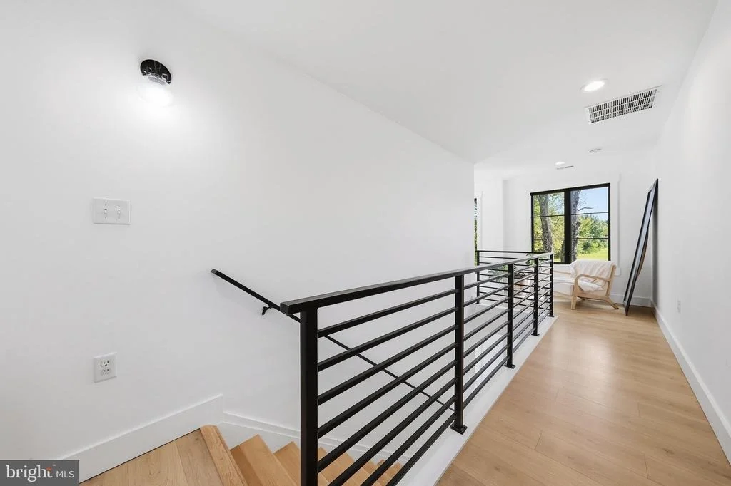 Photo of 10814 POWELL ROAD