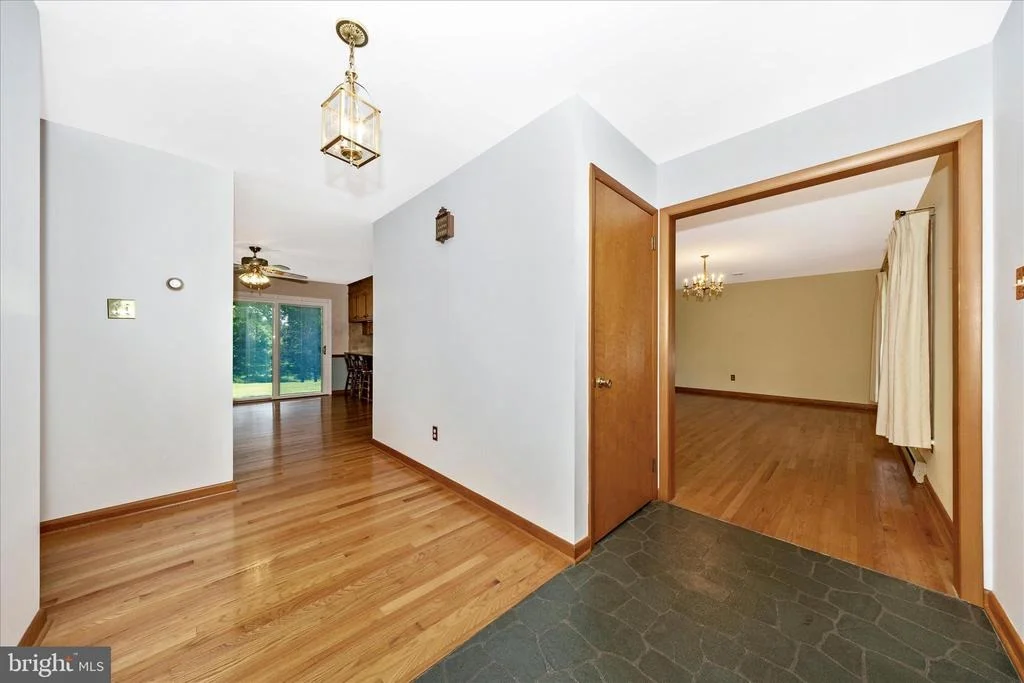 Photo of 5411 JEFFERSON BOULEVARD
