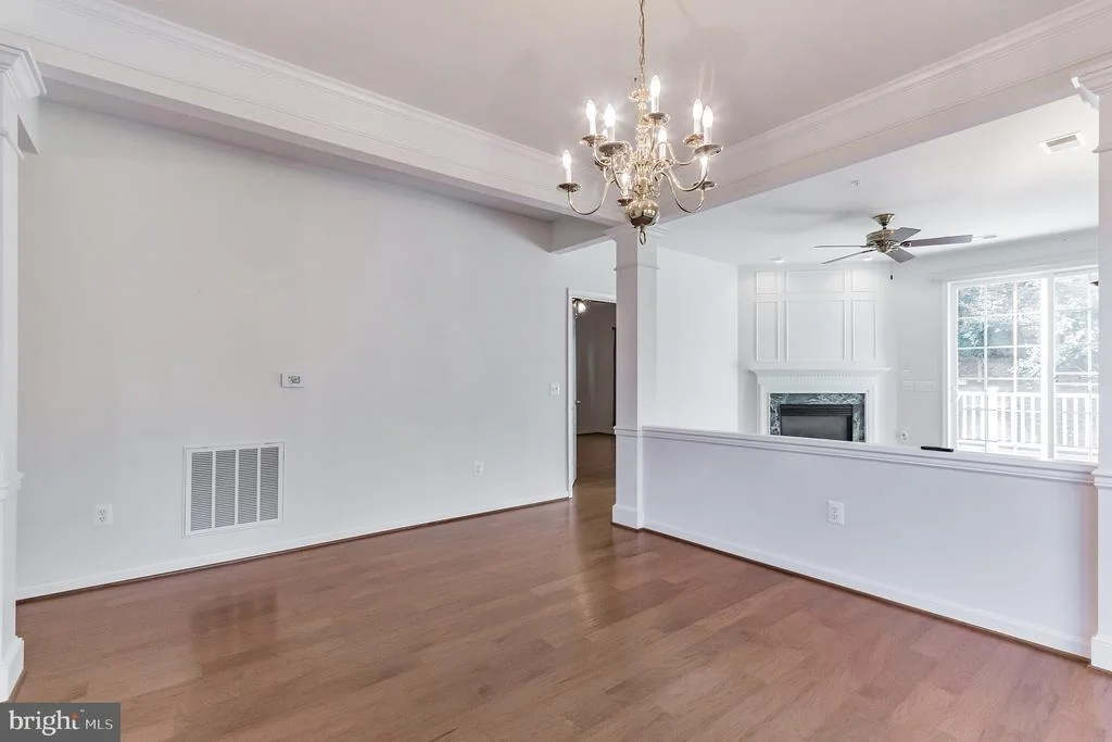 Photo of Unit 4 at 702 EMERALD WAY