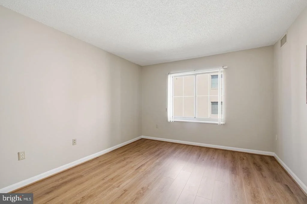 Photo of Unit 304 at 14805 PENNFIELD CIRCLE