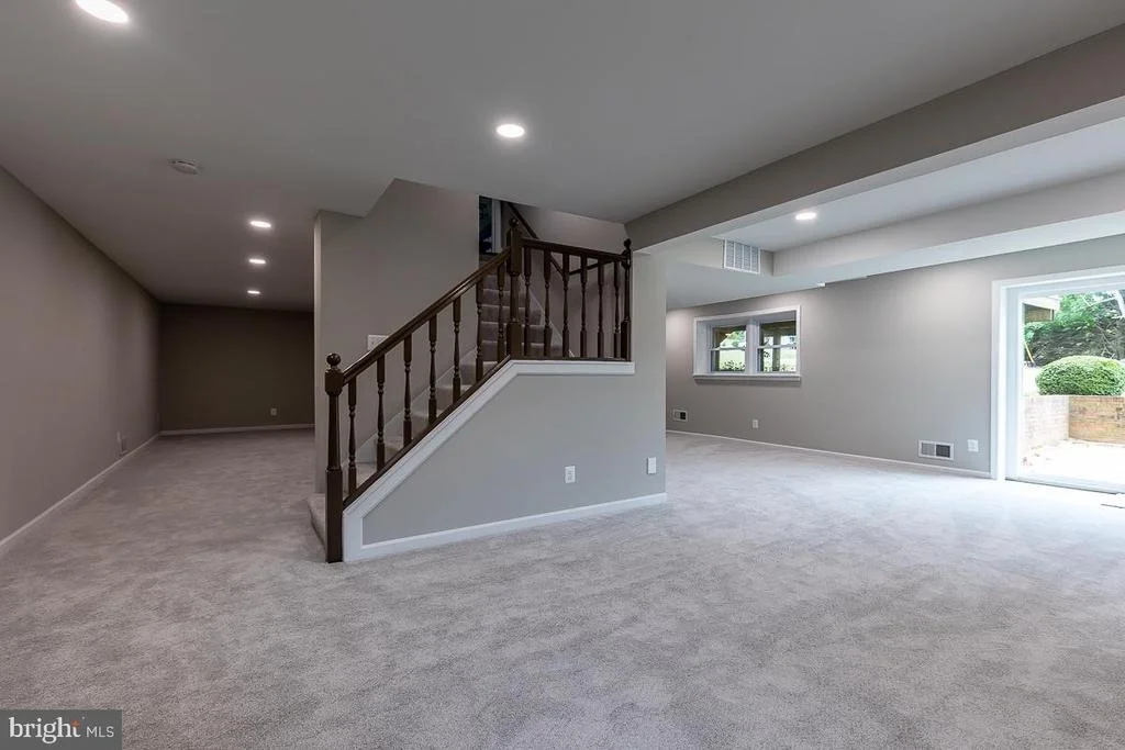 Photo of 40807 SPRING HOUSE LANE