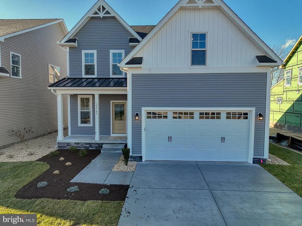 Photo of 33745 CATCHING COVE CT