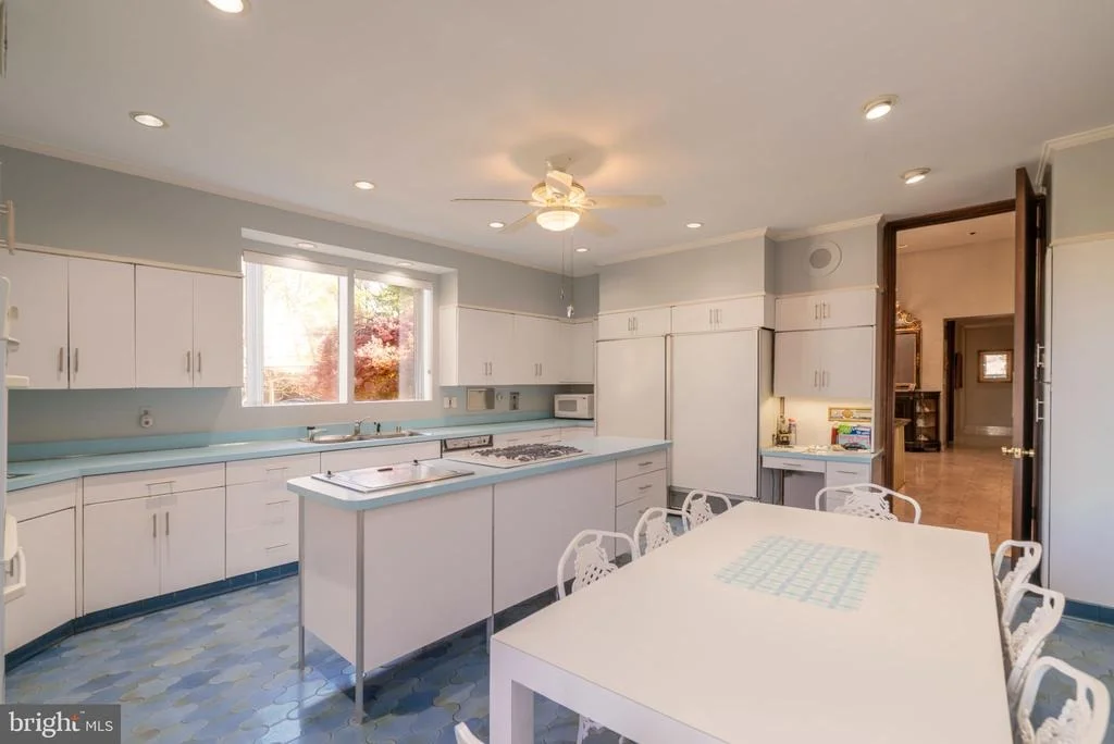 Photo of 3201 PAULINE DRIVE