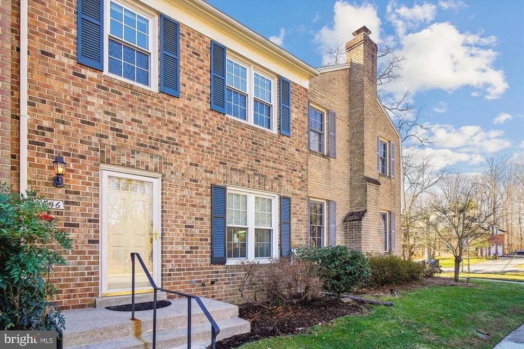 Photo of Unit 38 at 1046 WINDRUSH LANE