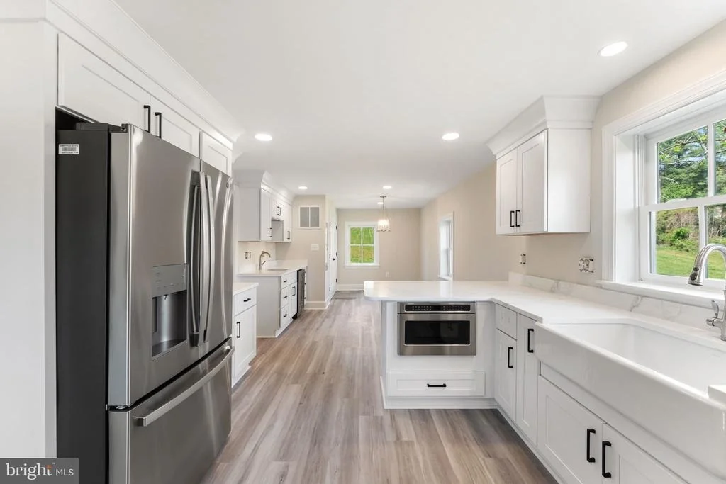 Photo of 11066 MORELAND ROAD