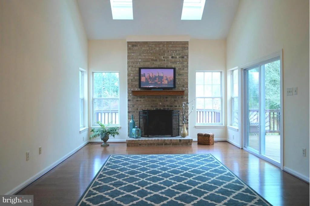 Photo of 6404 STREAM VALLEY WAY