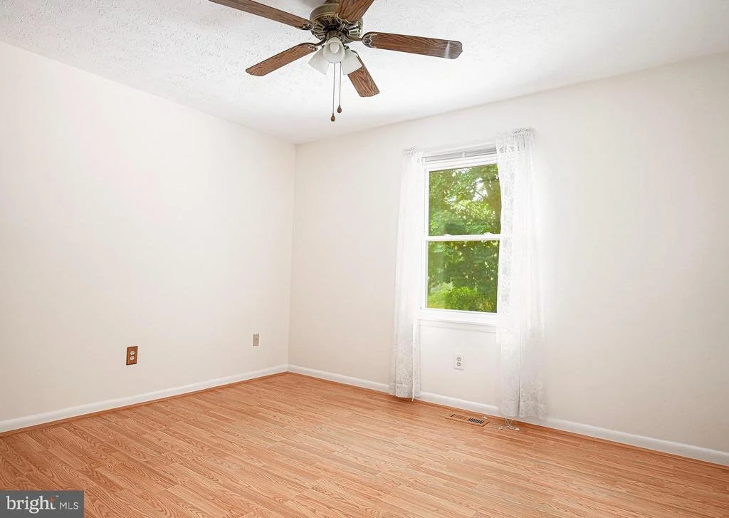 Photo of 619 FLINTLOCK DRIVE
