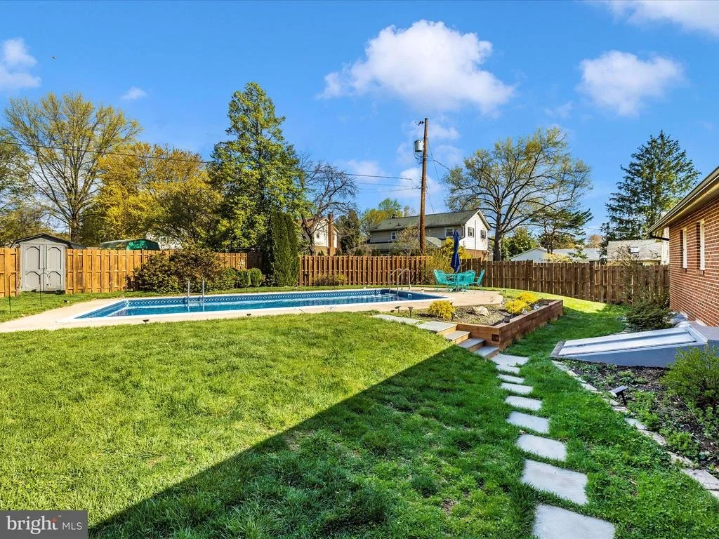 Photo of 234 WYNGATE DRIVE