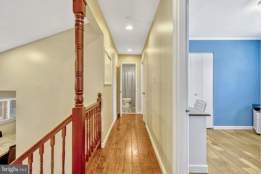 Photo of 10318 FOREST AVENUE