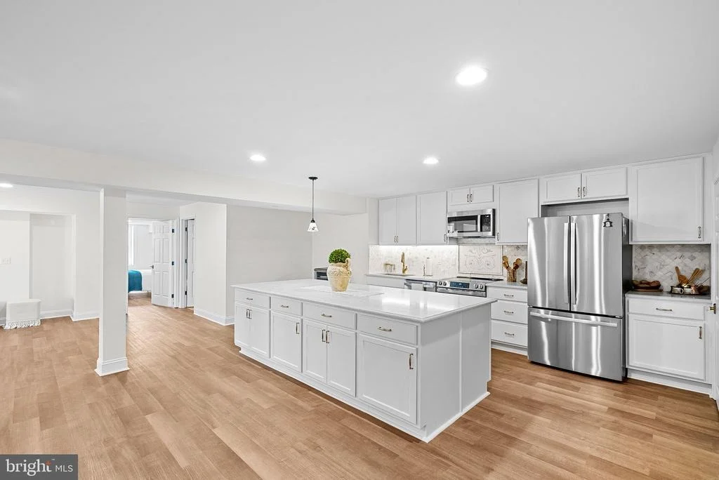 Photo of 15064 BARLOW DRIVE