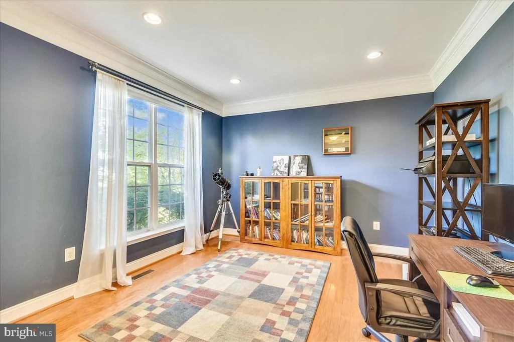 Photo of 25861 SPRING FARM CIRCLE
