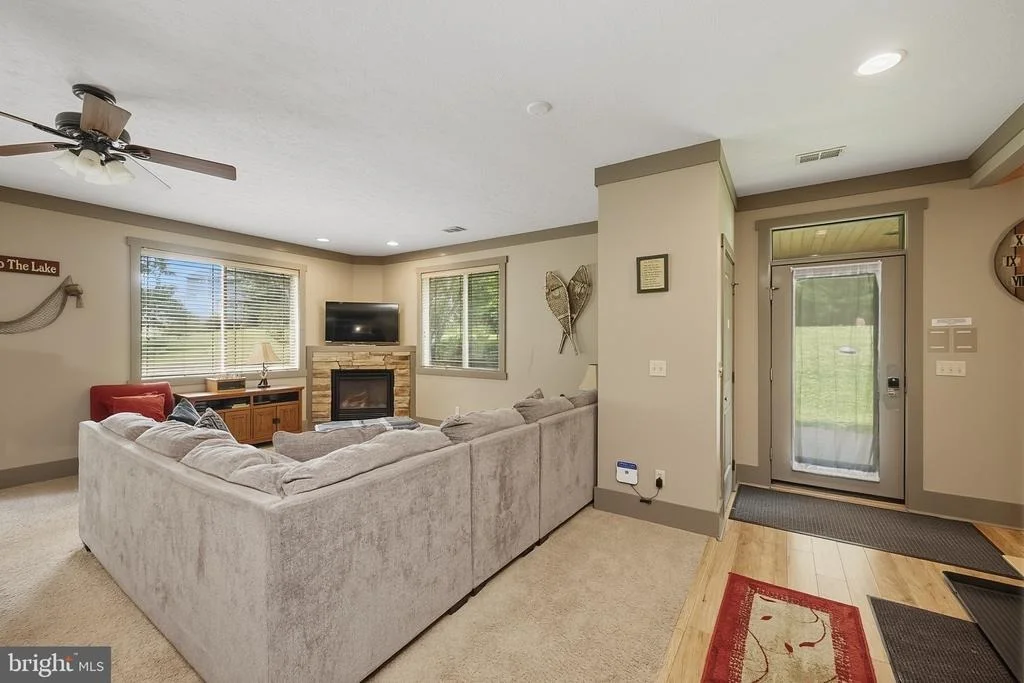 Photo of 110 NORTHLAKE DRIVE