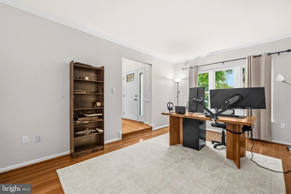 Photo of 478 DEVON DRIVE