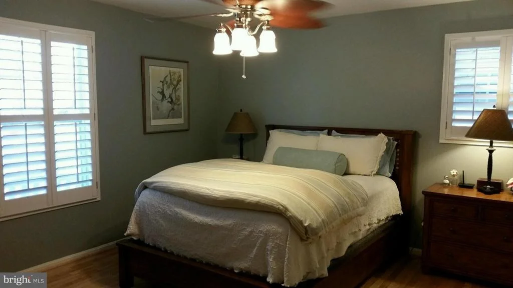 Photo of 550 BAY VIEW