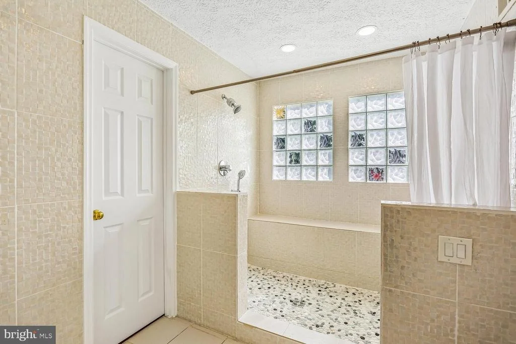 Photo of 11568 PARAMUS DRIVE