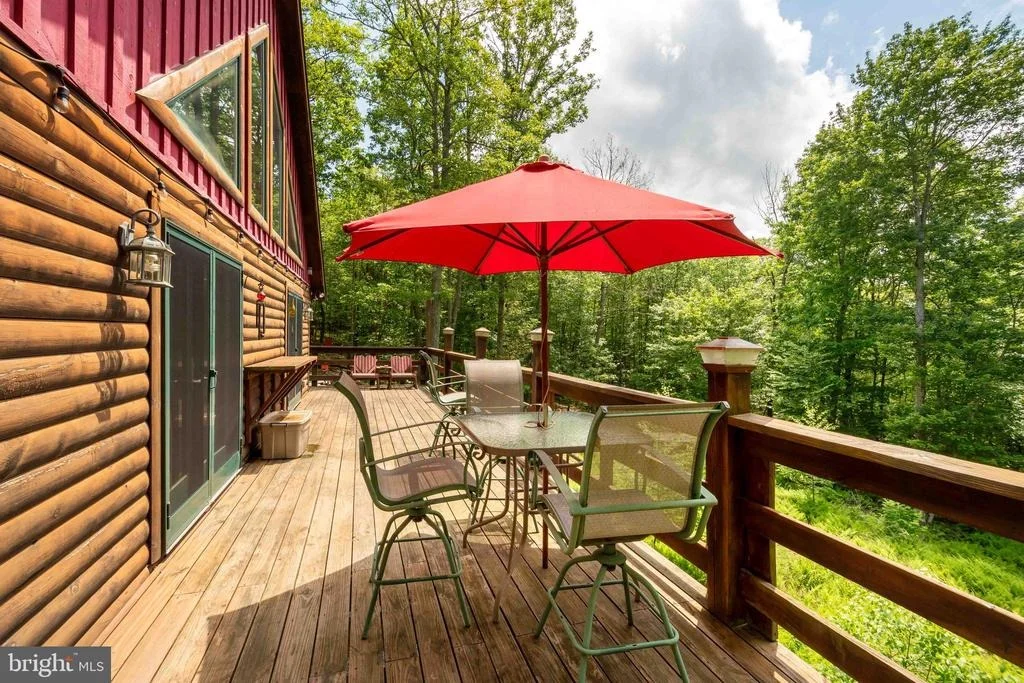 Photo of 995 BETTS LANE