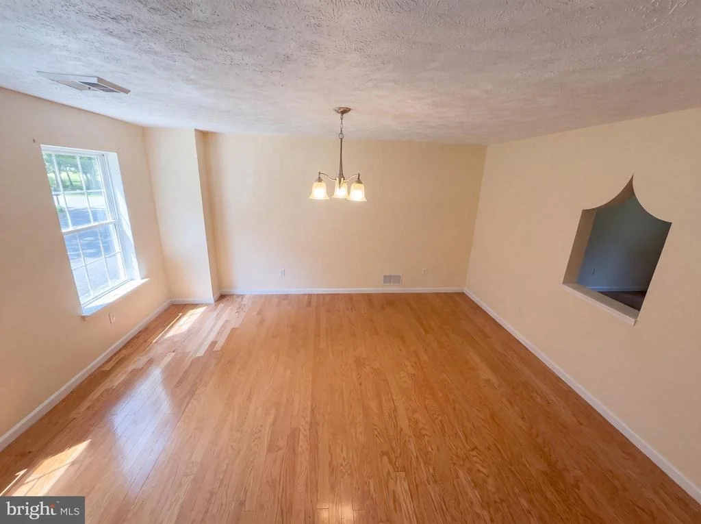 Photo of 814 CLEARVIEW DRIVE
