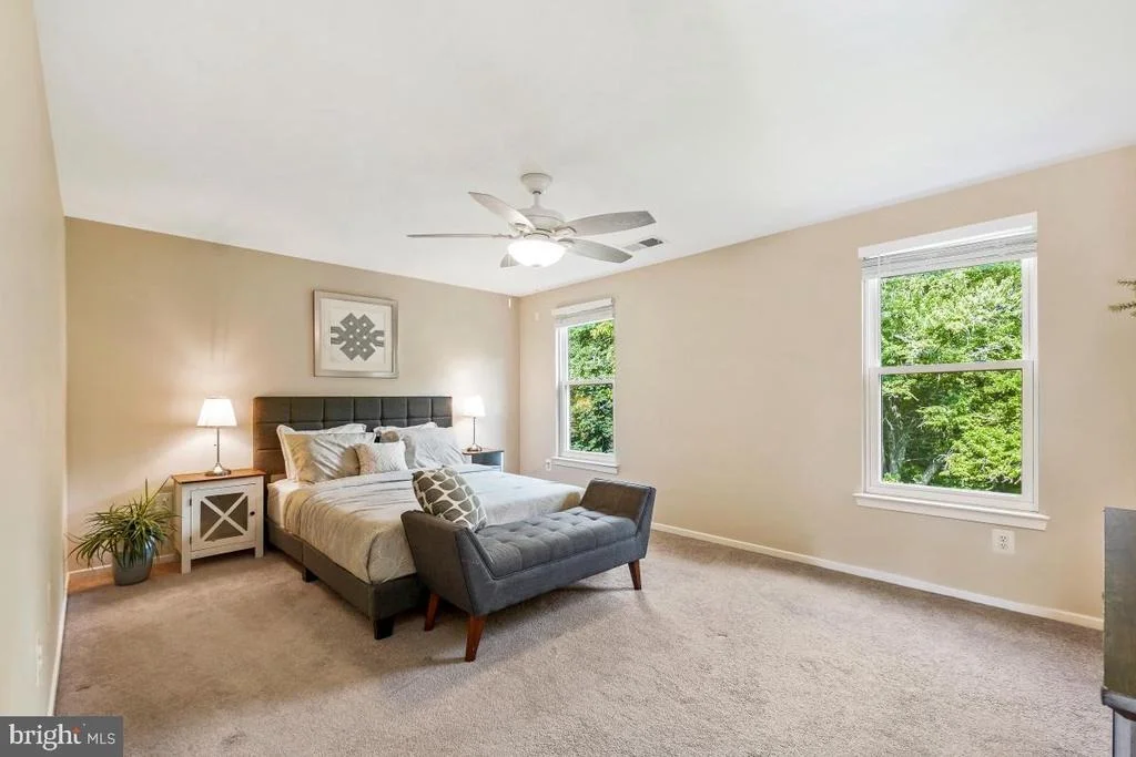 Photo of 14652 WOONSOCKETT DRIVE