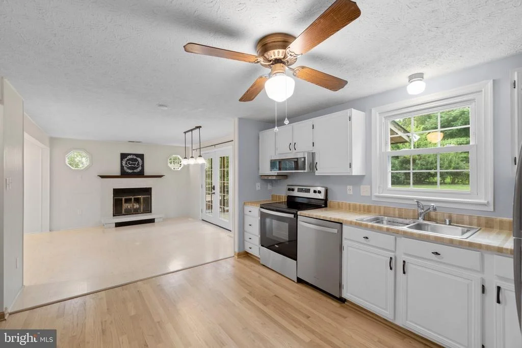 Photo of 17929 DANUBE LANE