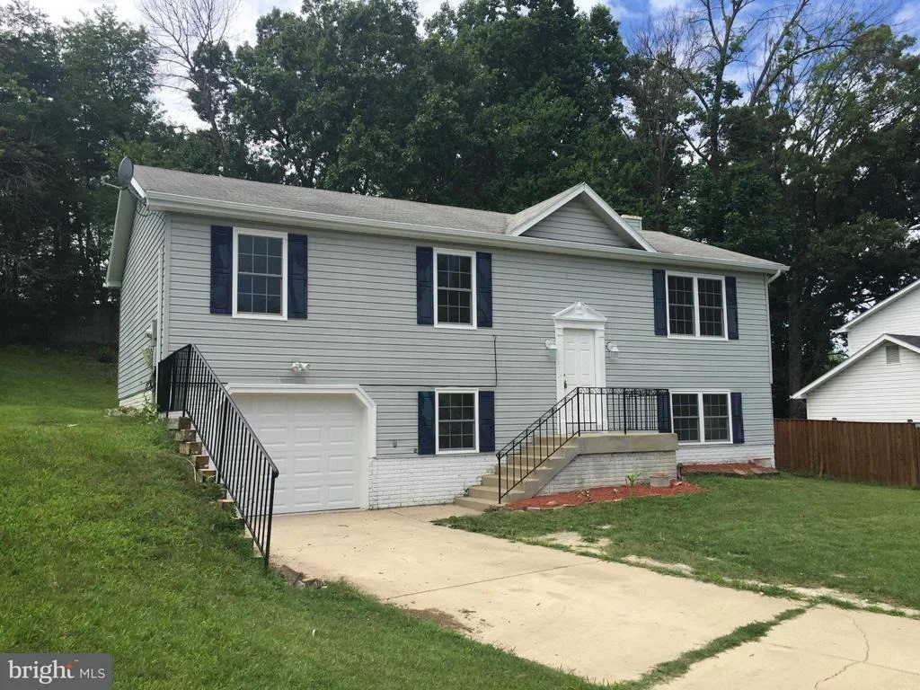 Photo of 8801 TEMPLE HILL ROAD