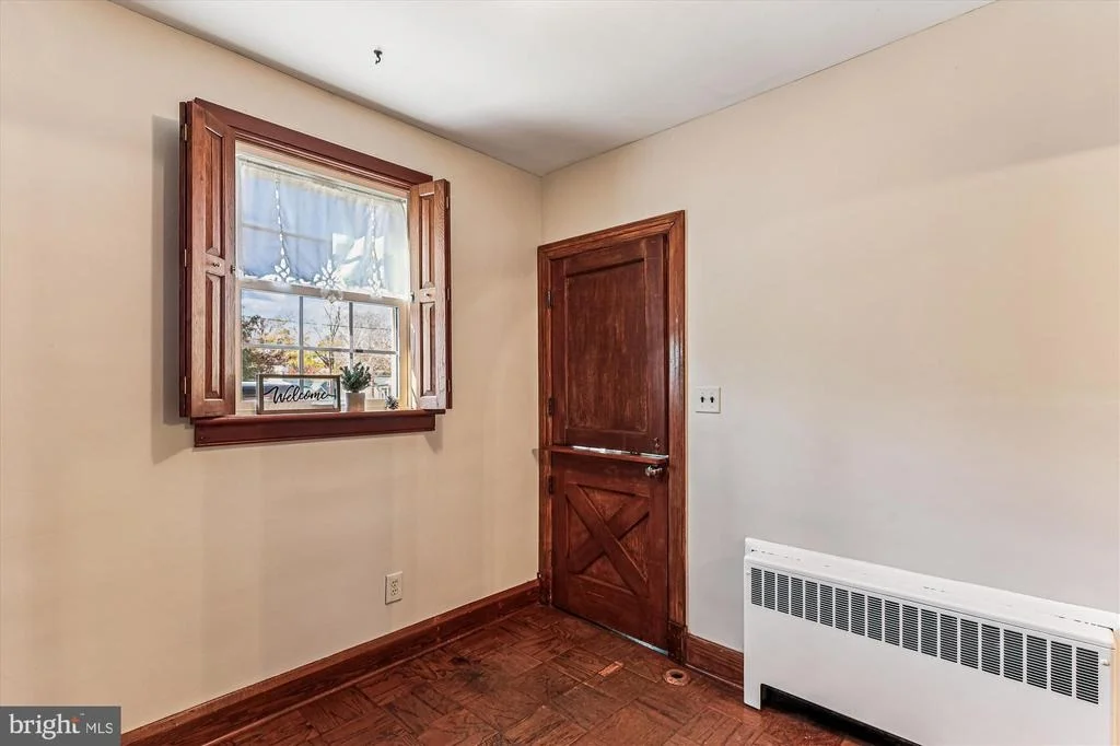 Photo of 306 JOHN AVENUE