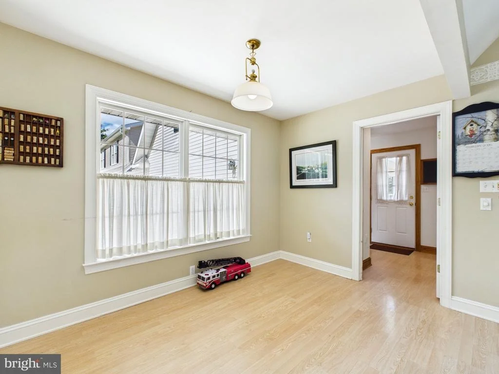 Photo of 24764 PEALIQUOR ROAD
