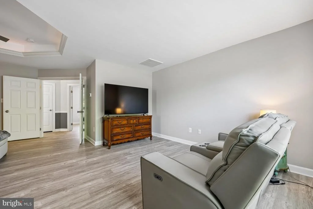 Photo of 503 GLENBROOK DRIVE