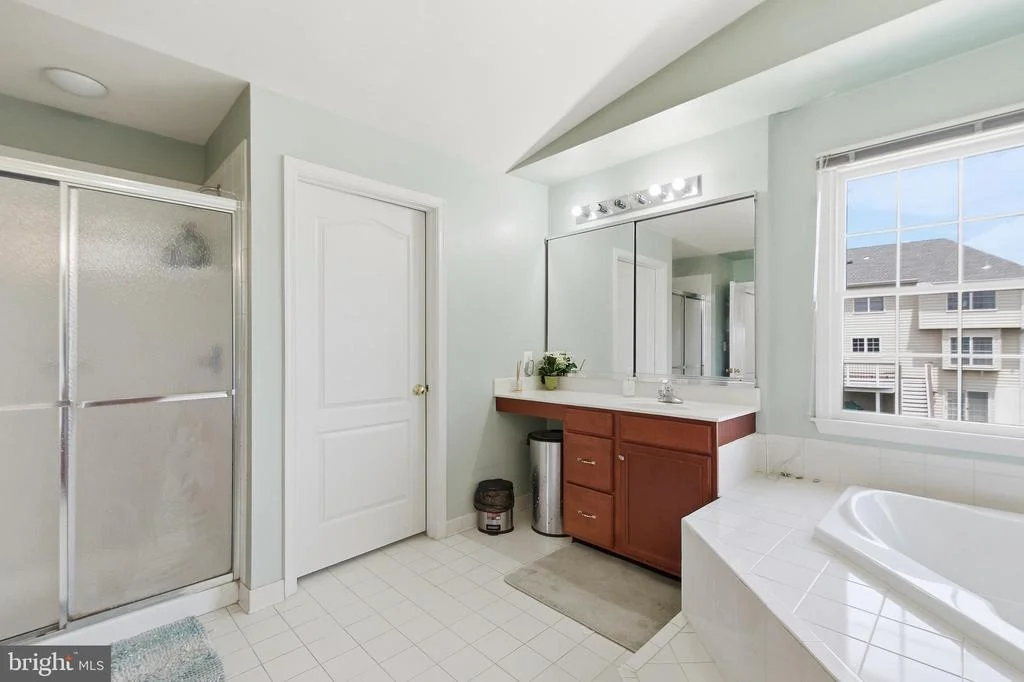Photo of 43679 LUCKETTS BRIDGE CIRCLE