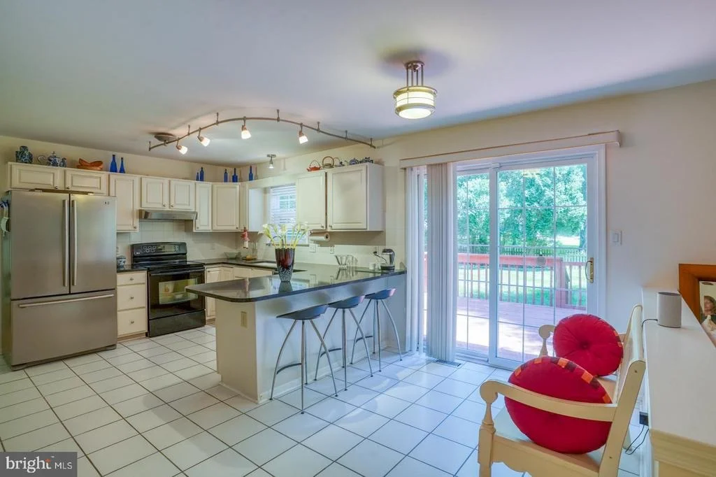 Photo of 305 PEBBLE VALLEY PLACE