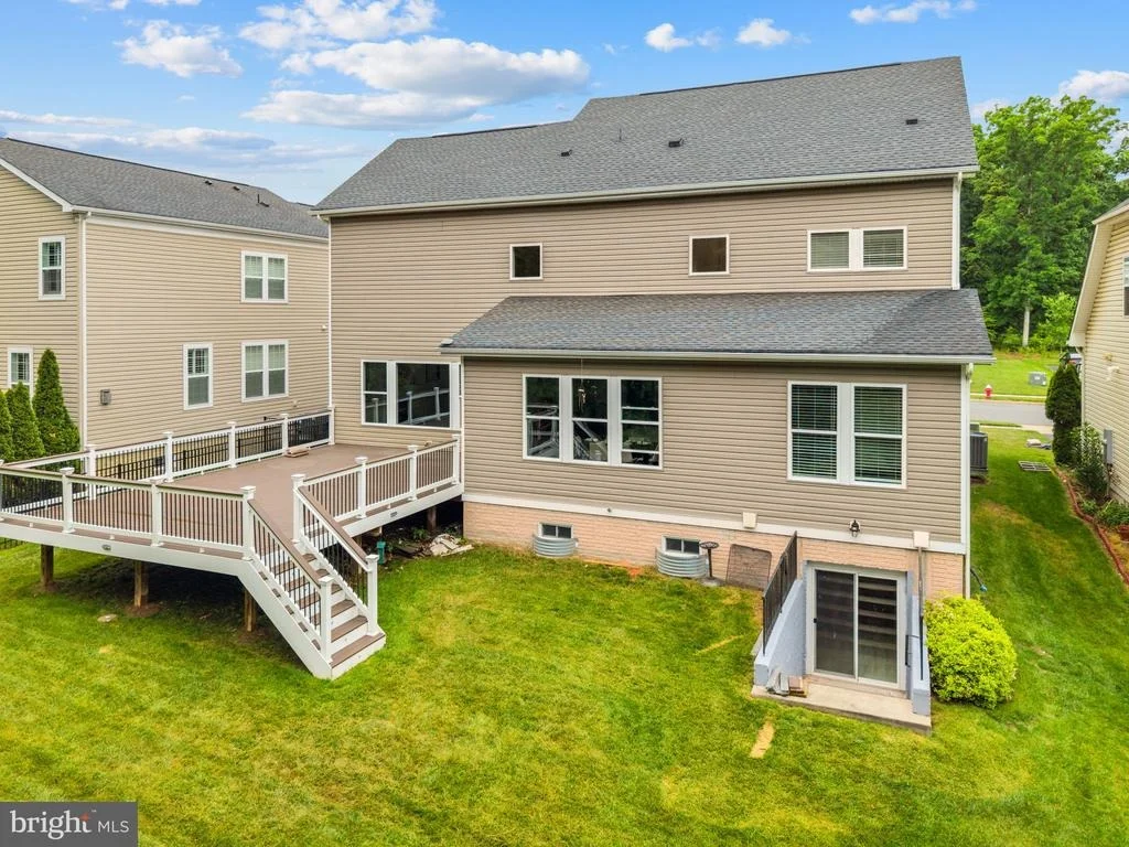 Photo of 23754 KILKERRAN DRIVE
