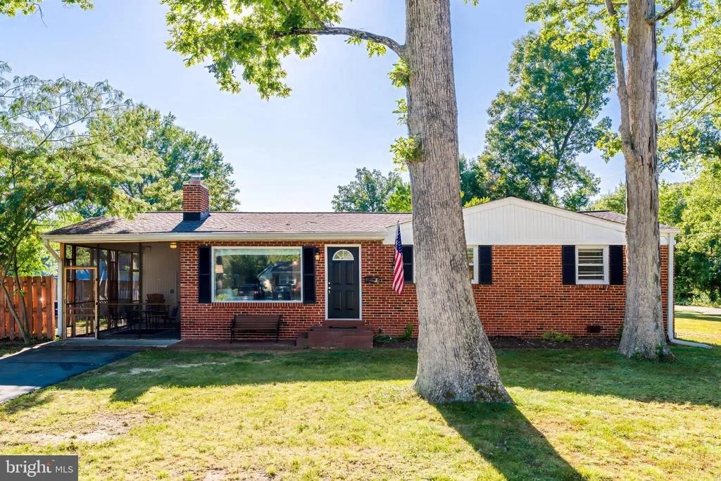 Photo of 4101 AUGUSTINE STREET