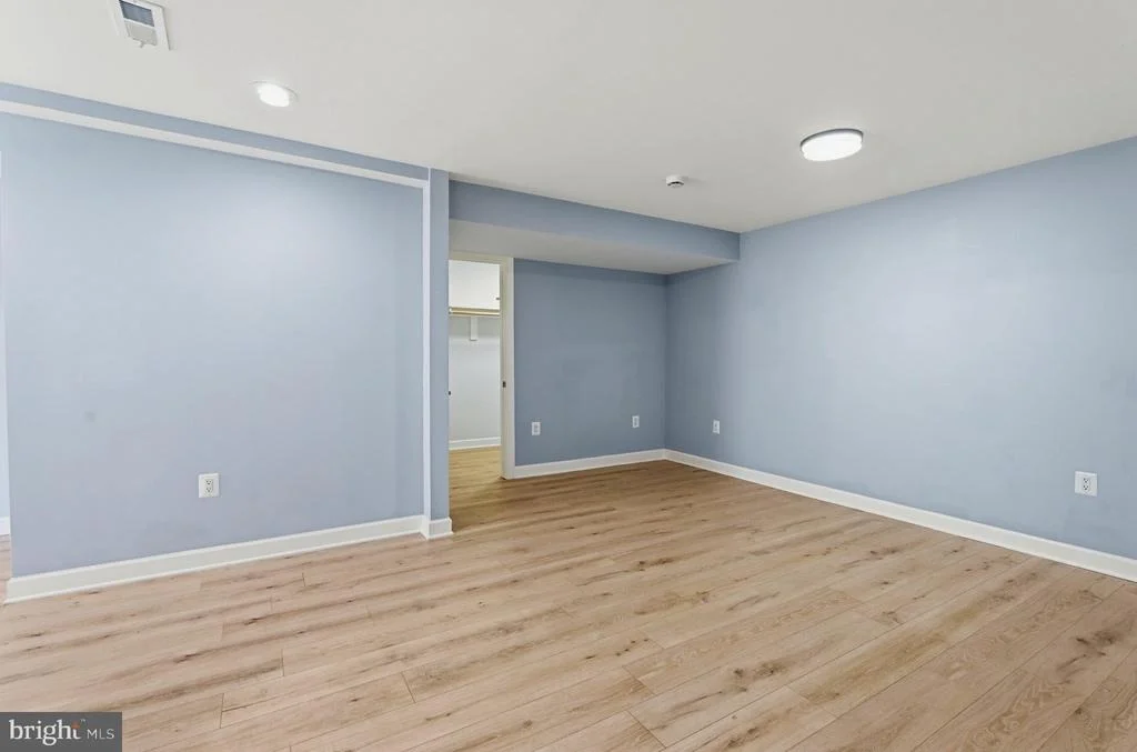 Photo of 10654 ASHFORD CIRCLE
